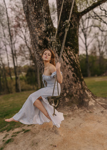 Women's portrait session — photo 6